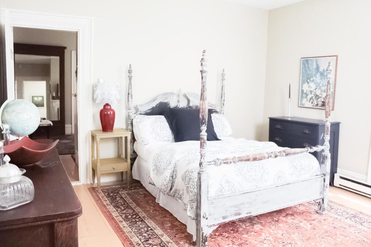 Honeysuckle Suite Apartment In Downtown Rockland Ngoại thất bức ảnh