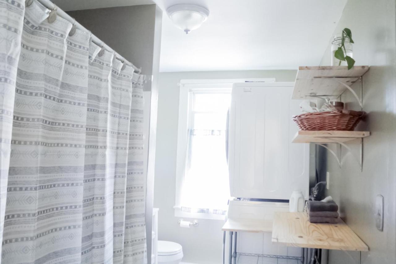 Honeysuckle Suite Apartment In Downtown Rockland Ngoại thất bức ảnh