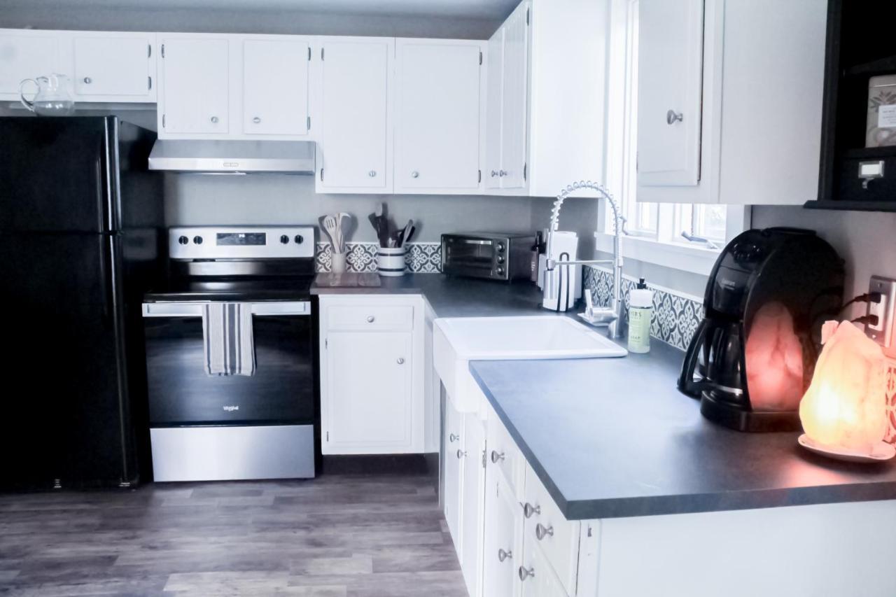 Honeysuckle Suite Apartment In Downtown Rockland Ngoại thất bức ảnh