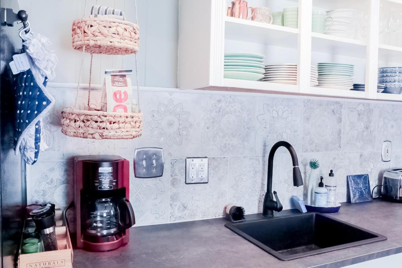 Honeysuckle Suite Apartment In Downtown Rockland Ngoại thất bức ảnh
